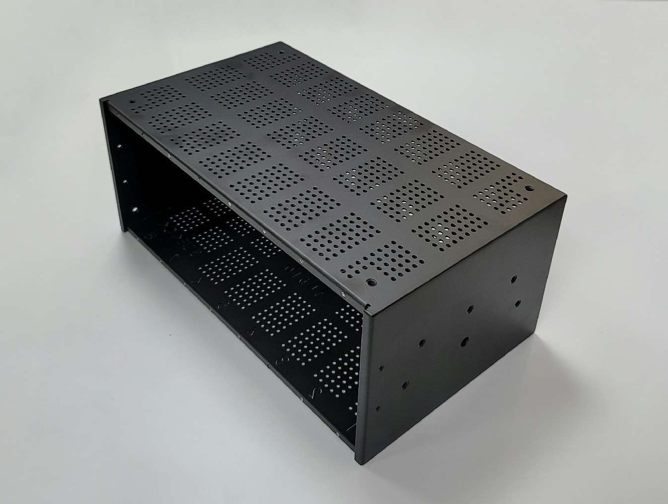 Sheet-Metal-Enclosures-005